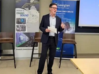 Ian Boddy speaking